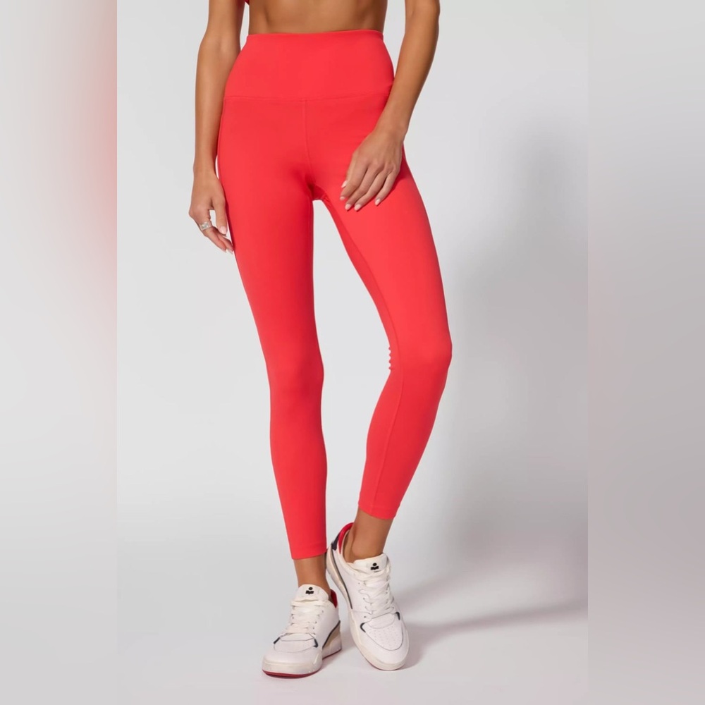 NWOT! MPG Women’s Liquid Neon Orange Glossy Leggings Activewear Size Medium
